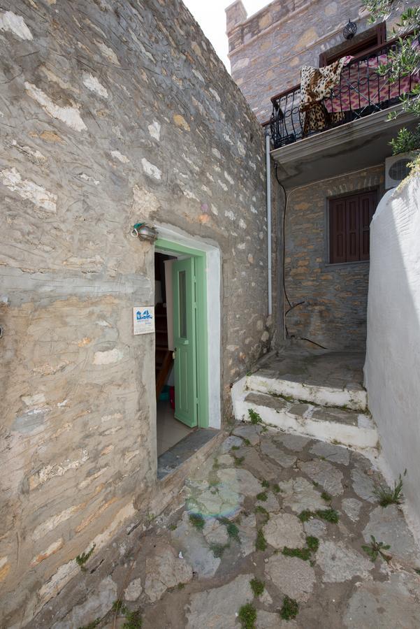 Kyklameno Studio No 3 Simi Dış mekan fotoğraf